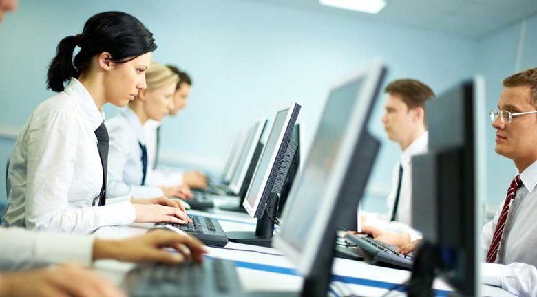 Impacto del aumento del salario mínimo a mediano plazo en el empleo y la inflación piden Centrales Obreras