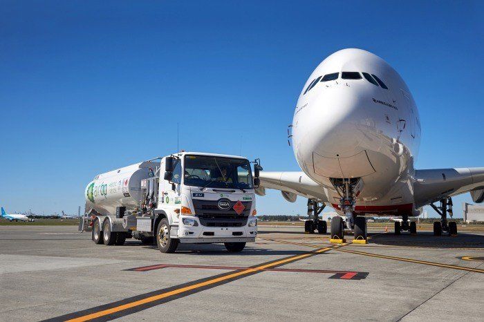 Amplían contrato de suministro de combustible aéreo avion gasolina ed