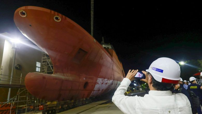 Construyen buque hospital que beneficiará a 110 mil habitantes del Litoral Pacífico