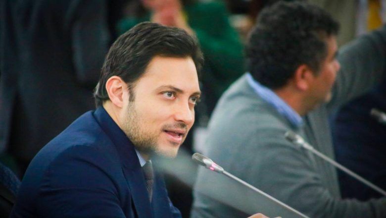 Reforma a la salud aprueba 21 artículos en el Congreso