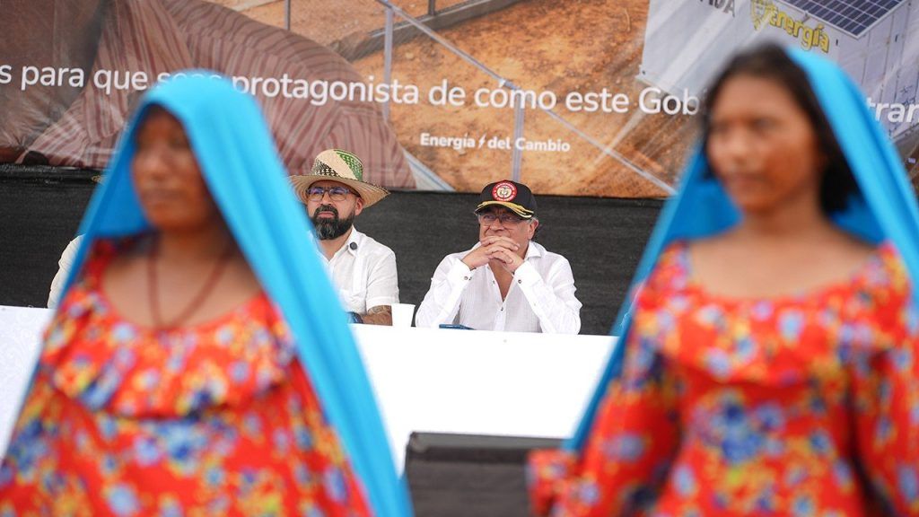 Petro comunidades energeticas en La Guajira 1280