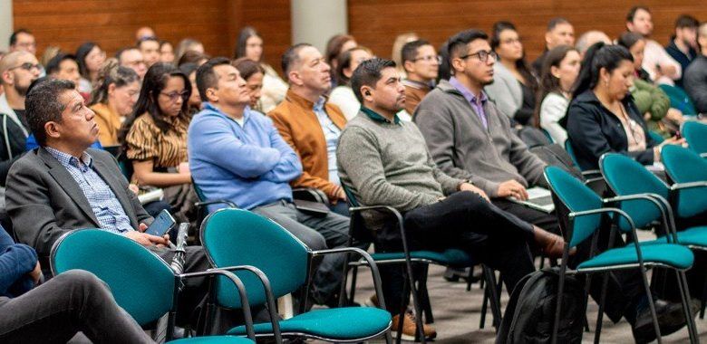 DIAN da la bienvenida a 402 nuevos grandes contribuyentes