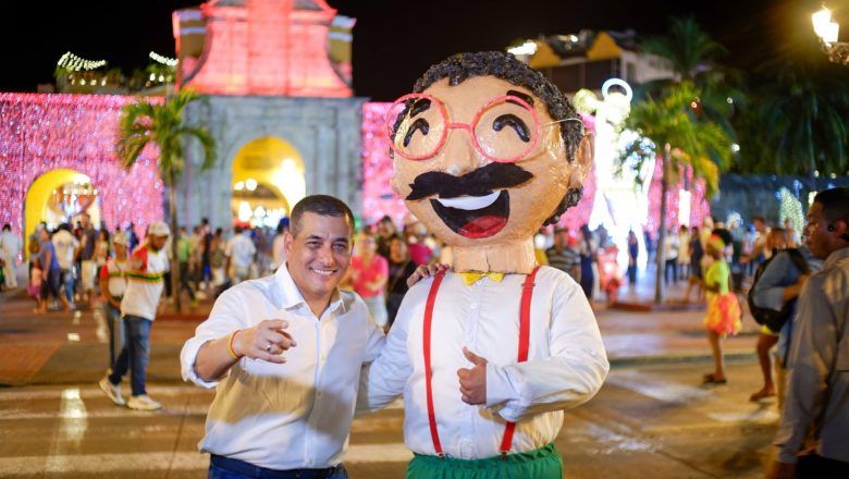 La estrategia de cultura vial ‘Me Pongo la 10 por Cartagena’ se toma los cruces peatonales en la Torre del Reloj