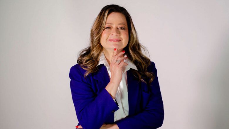 Ministra de Transporte fue nombrada ministra ad hoc de Comercio en proceso con empresas lácteas