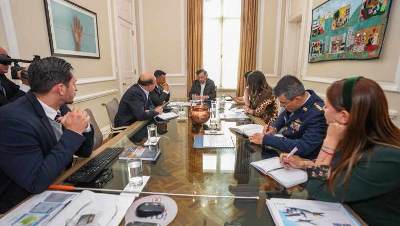 Satena presentó al Gobierno avances y metas del plan para fortalecer la conectividad aérea en municipios apartados del país