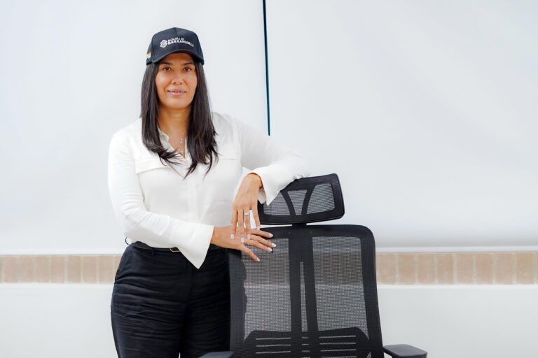 yaciris cantillo secretaria de trans ed