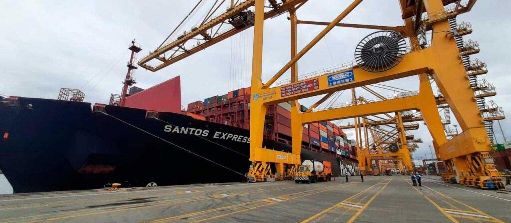 Colombia elimina aranceles de 30% a importaciones desde Ecuador