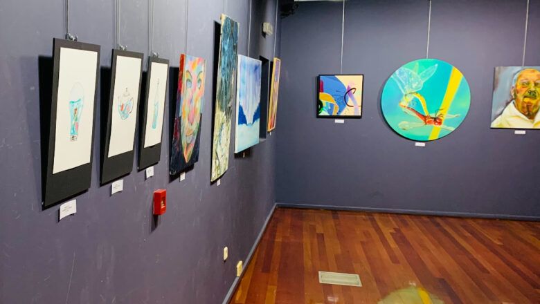 Artistas plásticos ‘se ponen la 10’ por el medio ambiente con la exposición ‘Raíces y Horizontes’