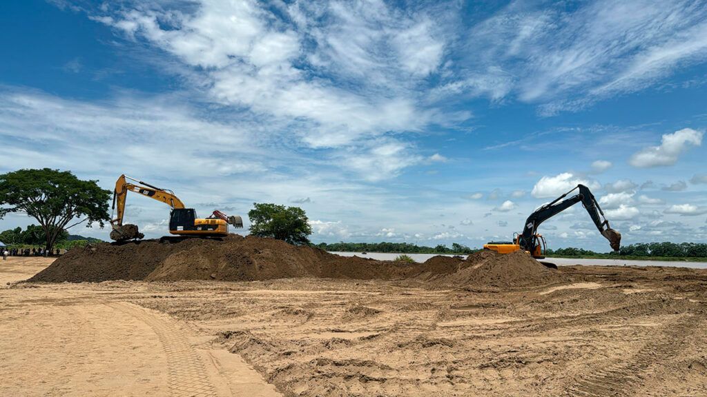 Con 30 máquinas avanza obra de emergencia para mitigar inundaciones en Caregato, La Mojana la mojana ed
