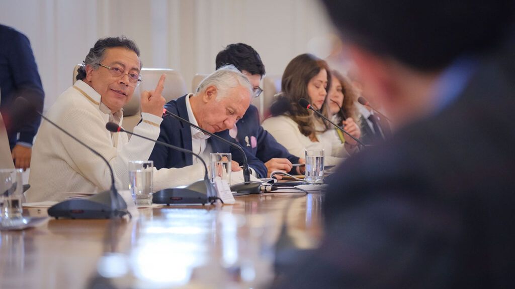 petro Consejo de Ministros ed