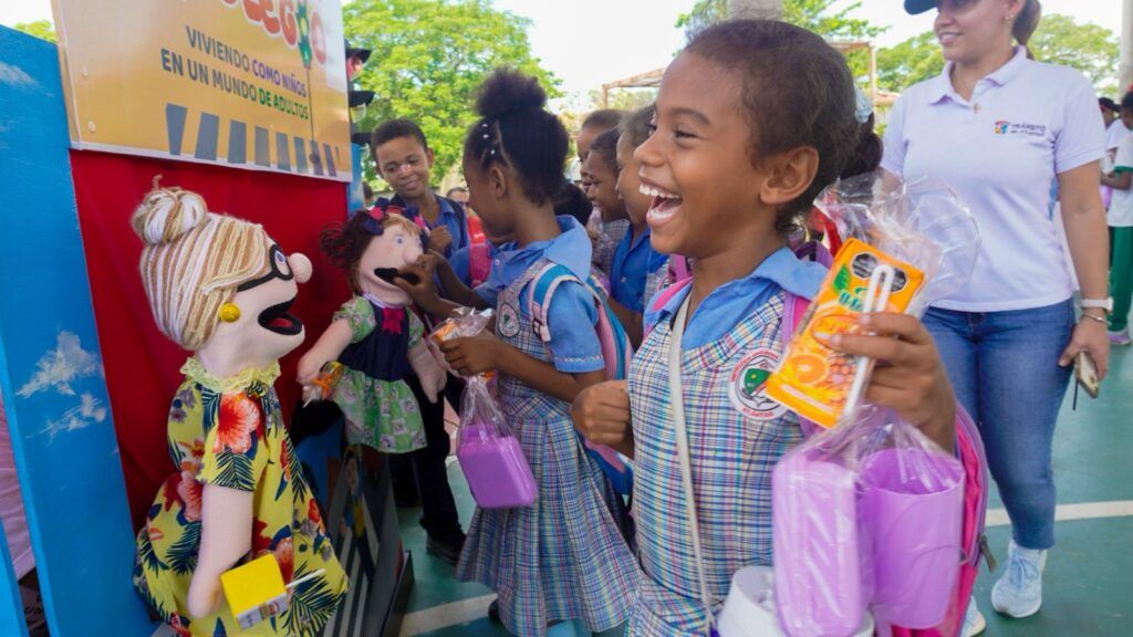 Seguridad vial en el colegio promueve el Instituto de Tránsito del Atlántico seguiridad vial colegios ed