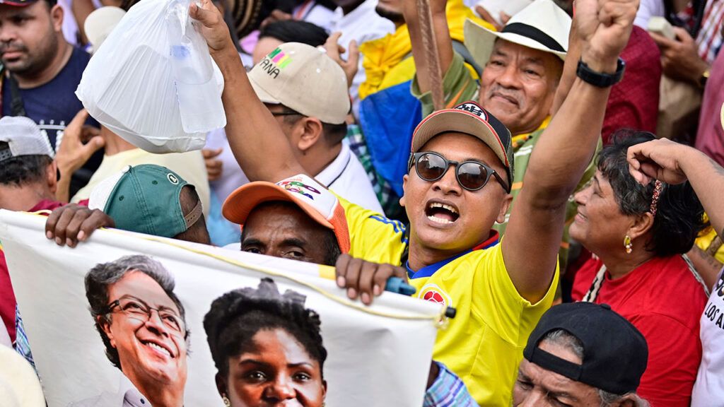 No habrá represalias a trabajadores que participen en movilizaciones, garantiza el Gobierno y anuncia investigaciones si se vulneran sus derechos trabajadores marcha ed