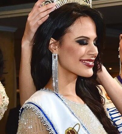 Miss Mundo Colombia, Andrea Romero, embajadora de las artesanías nacionales