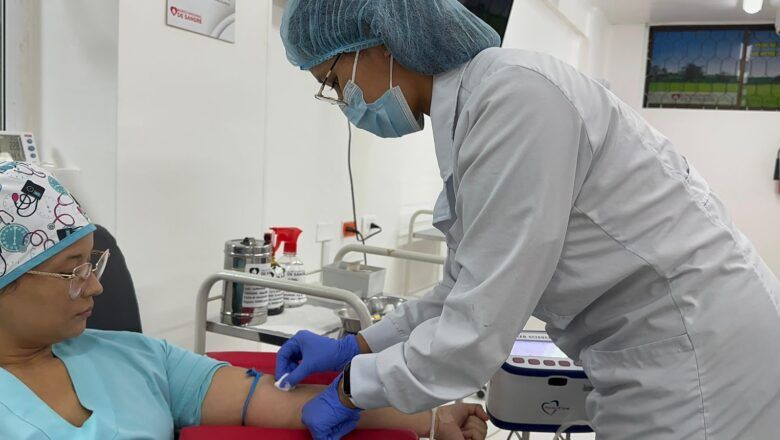 A donar sangre en campaña  “Juntos, salvamos vidas”