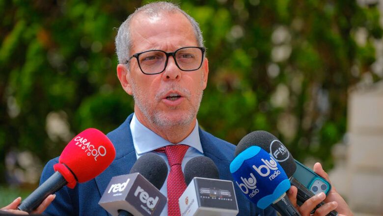 Gobierno garantiza ‘transición normal y tranquila’ para expedición de pasaportes con convenio entre la Imprenta Nacional y Casa de la Moneda de Portugal
