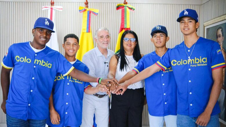 Atlántico reafirma respaldo a jóvenes beisbolistas que representarán a Colombia en torneo mundial
