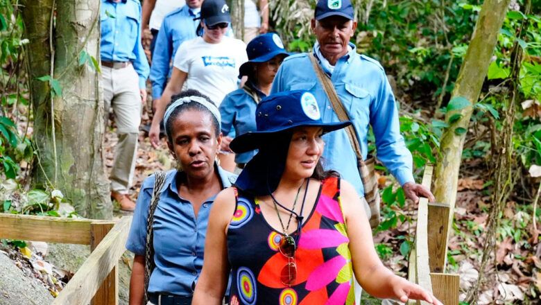 Gobierno impulsa descentralización ambiental y economía circular en Santa Marta