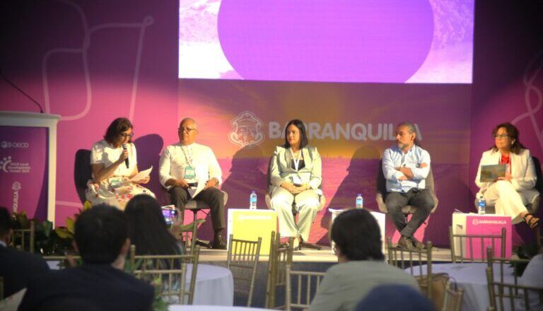 Economía social, clave para la inclusión laboral en América Latina: líderes lo afirman desde el foro OCDE en Barranquilla