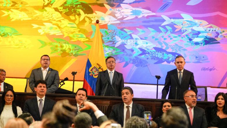 Presidente Petro resaltó al Congreso la solidez económica de su gobierno: cayó el costo de vida, y aumentó el salario mínimo y la producción agroindustrial