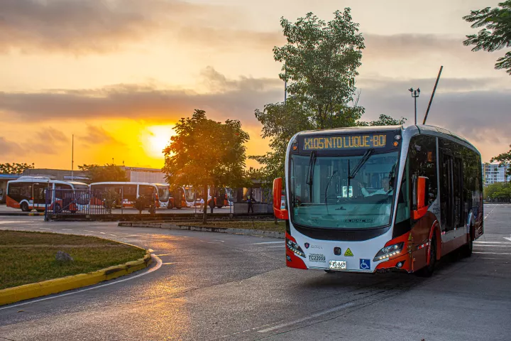 Ampliación de estaciones y modernización tecnológica con recursos de regalías en Transcaribe transcaribe