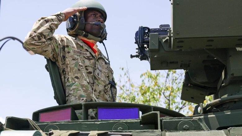 Presidente Petro lidera conmemoración de los 215 años del Ejército Nacional