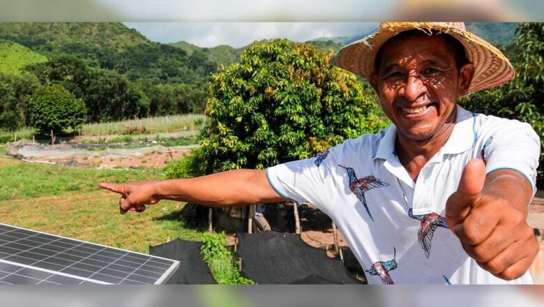 Energía solar llega a más de mil hogares en zonas no interconectadas de cinco departamentos del país