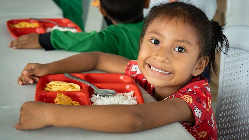 Más de 1.600 madres comunitarias ya son trabajadoras oficiales de planta del ICBF