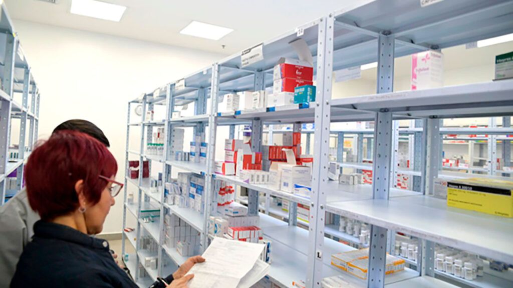 SuperSalud refuerza vigilancia farmaceuticos ed