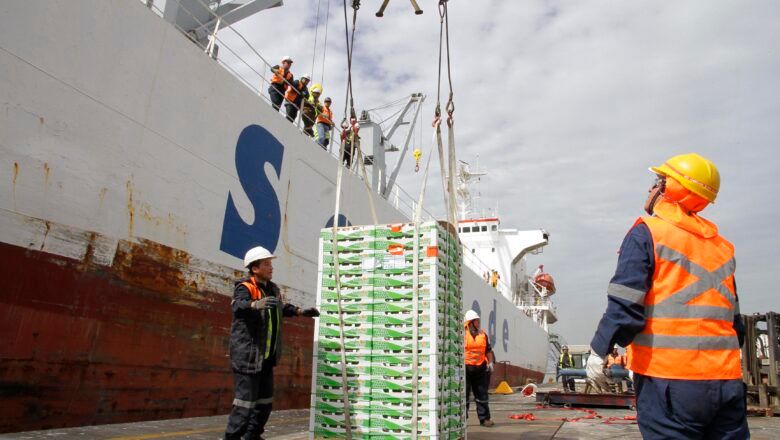 Min Comercio expidió el decreto el cual impuso un arancel de 30% a productos provenientes de Ecuador