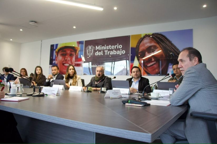 Mesa de Diálogo con directivos de Supertiendas Olímpica lideró MinTrabajo mintrabajo olimpica ed