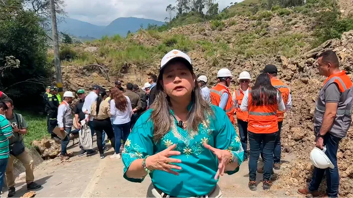 ‘Dije que no había plata, pero seguimos buscando alternativas’: Mintransporte en terreno para garantizar conectividad en la vía al Llano