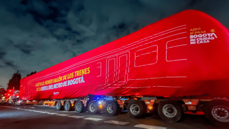 Primer tren de la Línea 1 del Metro de Bogotá arribó a la ciudad