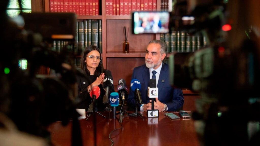 Gestores de paz de AUC se comprometen a decir la verdad sobre clase política de Colombia benedetti ed