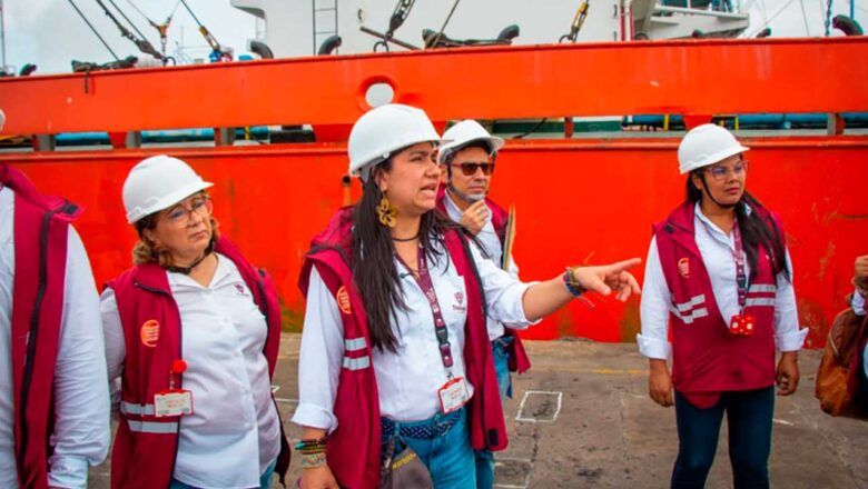 MinTrabajo ordena cierre de tres buques atuneros de Van Camp’s