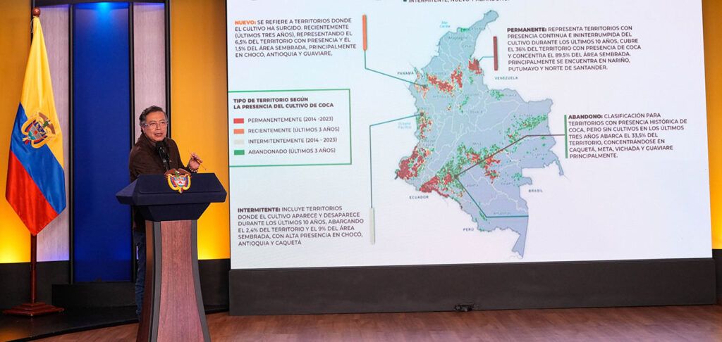 Presidente Petro dijo que Estados Unidos descertificó a Colombia por un informe ‘mentiroso’ de la Comisión que investigó cultivos de hoja de coca petro informe ed e1760808290564