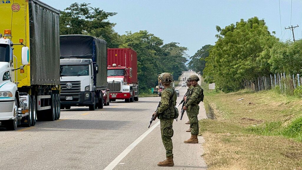 Soldados Infanteria de Marina para garantizar la seguridad en el Caribe ed