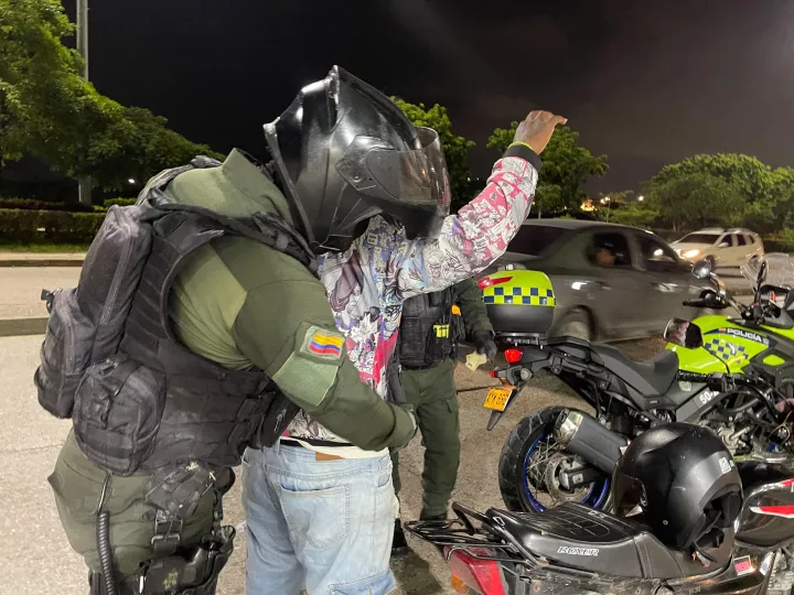 Cartagena reforzó seguridad para el Gran Desfile de Bando de Independencia cartagena seguridad moto ed