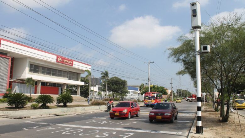 Cuatro nuevas intersecciones semaforizadas fortalecen la seguridad vial en Barranquilla