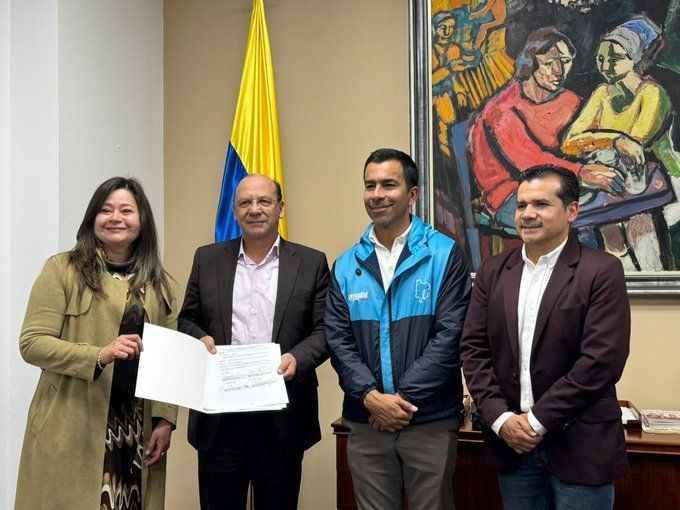 Destinan $12,2 billones para la financiación del tren de Zipaquirá hasta 2039 gobierno min hacienda ned