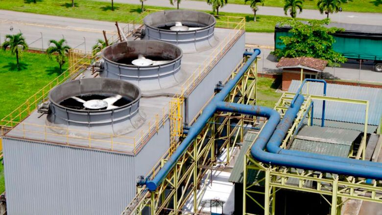 Gobierno ajusta metodología de ingreso al productor de etanol para reducir el precio del combustible