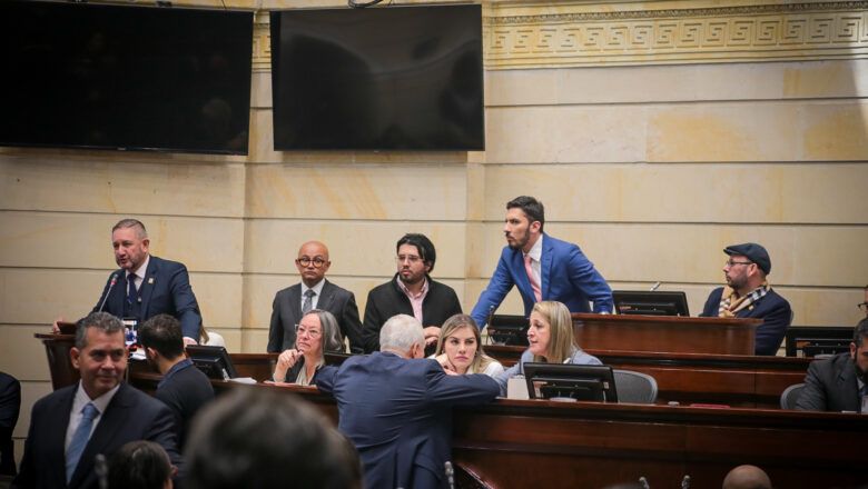 Aprobada ponencia que mantiene vivo el ministerio de Igualdad y Equidad