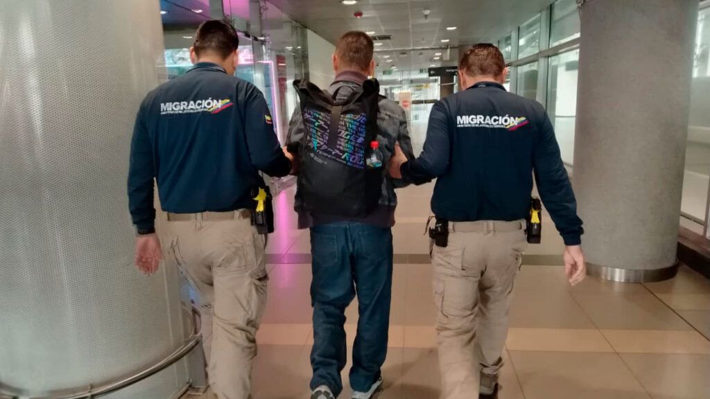 extranjeros fueron inadmitidos ed