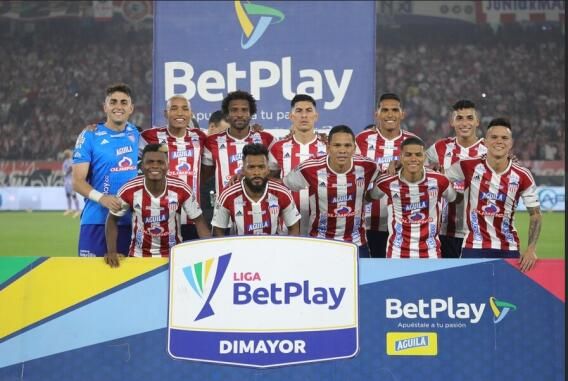 Junior y Santa Fe disputan la ida de la Superliga en Barranquilla