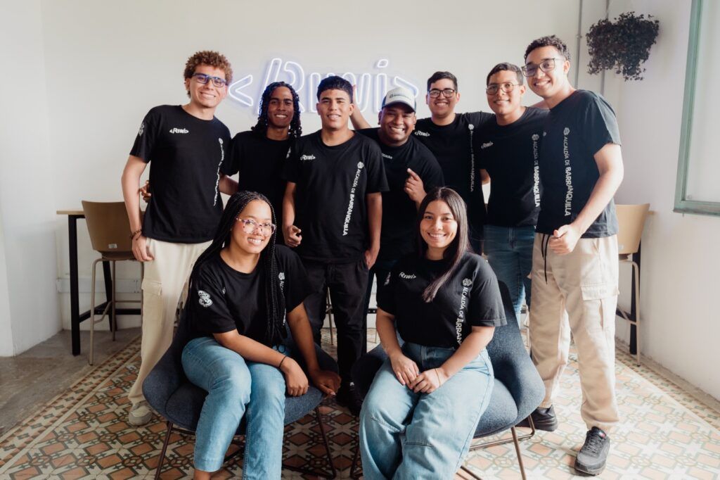 Alcaldía de Barranquilla y Riwi tienen disponible última fase de pruebas para becas 100% condonables Alcaldia y Riwi 1