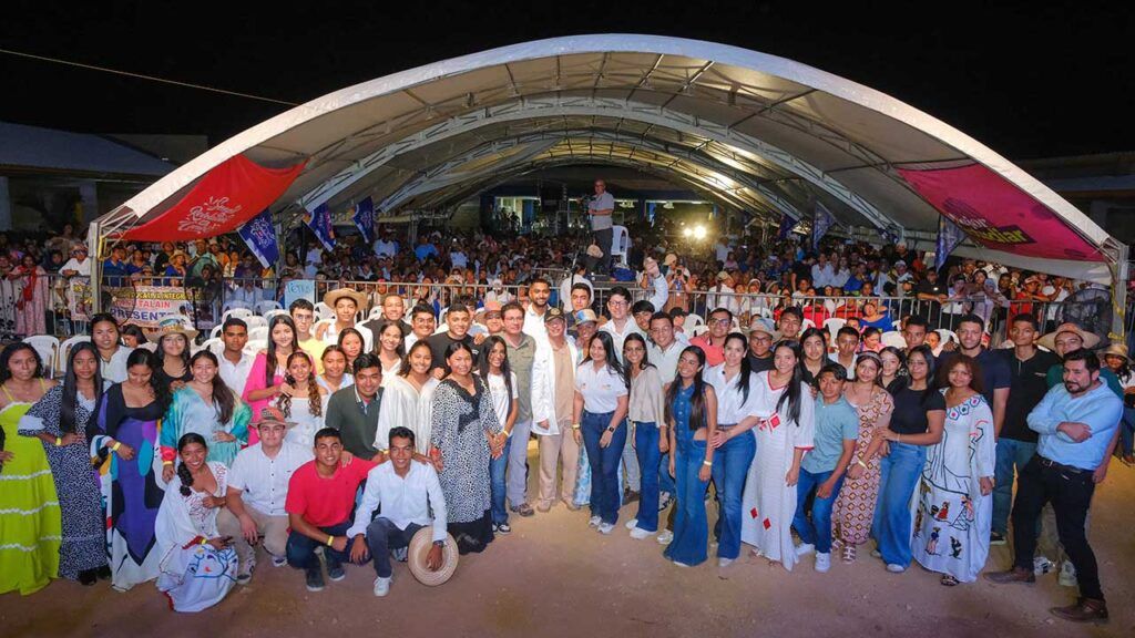 Inauguración de colegio de medicina en La Guajira y bienvenida a estudiantes