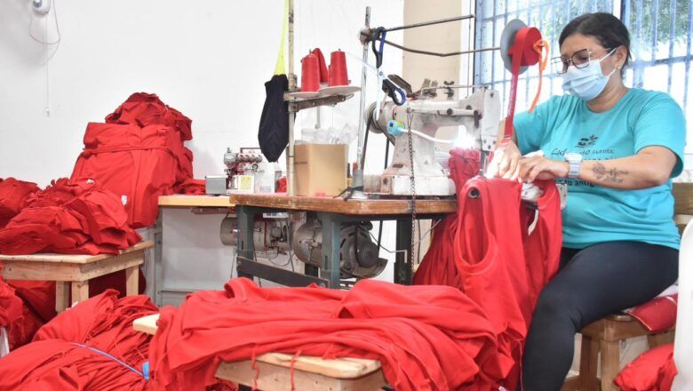 Mujeres privadas de su libertad tejiendo segundas oportunidades para transformar vidas