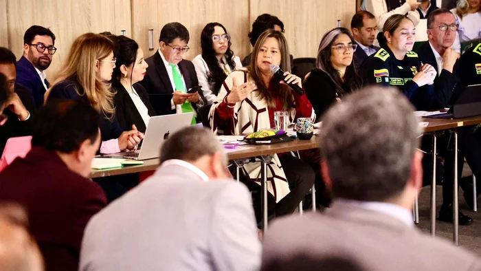 Min Transporte se reunió con transportadores y anunció medidas en seguridad, formalización y costos del sector