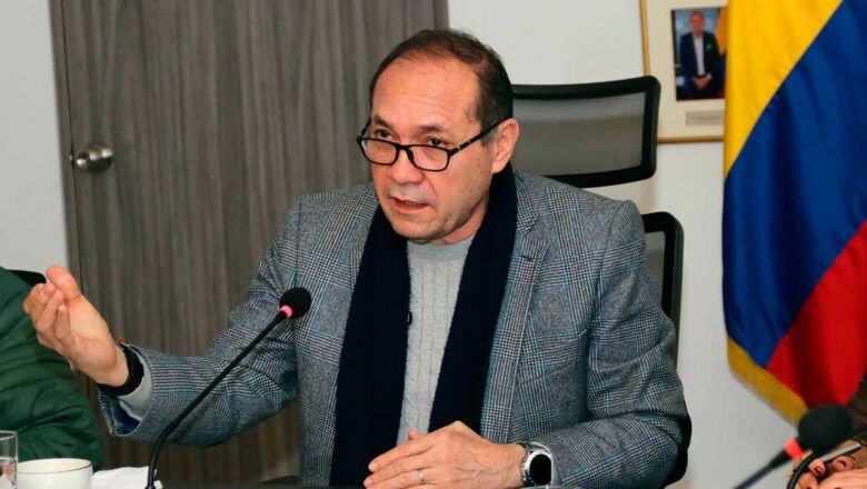 MinTrabajo acuerda plan para formalizar a más de 300 tripulantes vinculados a Van Camp’s