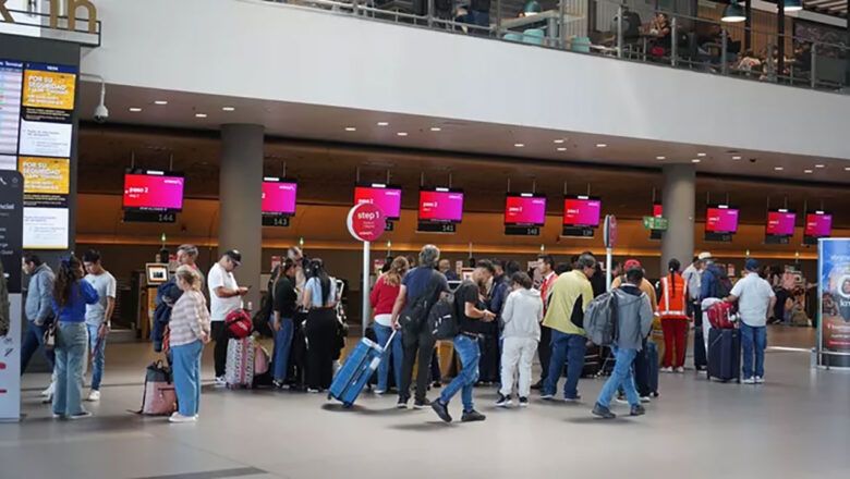 Más de 4 millones de vehículos y 835 mil pasajeros se movilizan en puente festivo