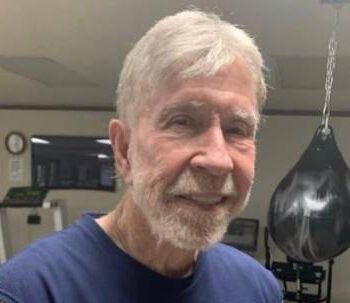 Muere leyenda de cine de acción, Chuck Norris